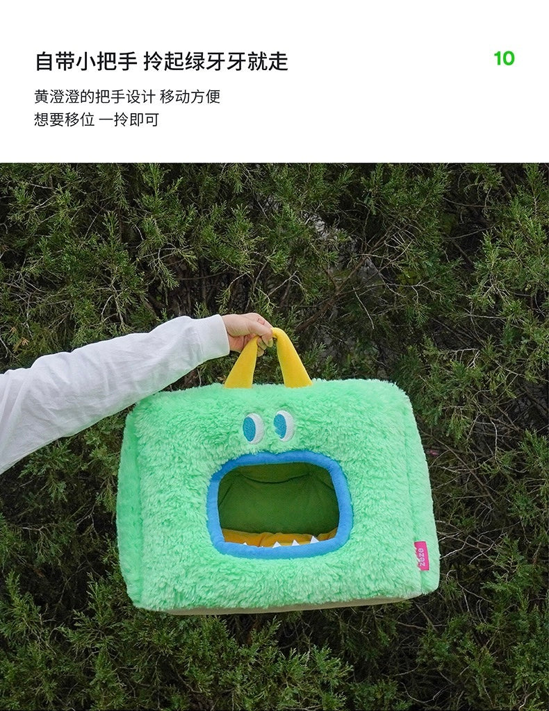 ZEZE Monster Family Bed