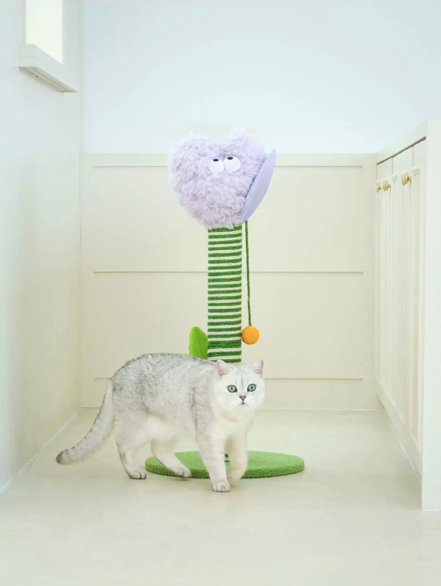 ZEZE Tulip Scratching Pillar
