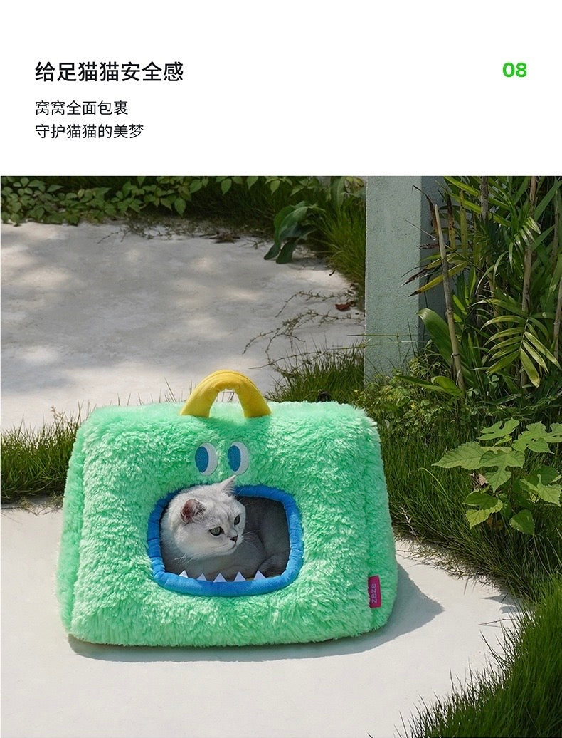 ZEZE Monster Family Bed