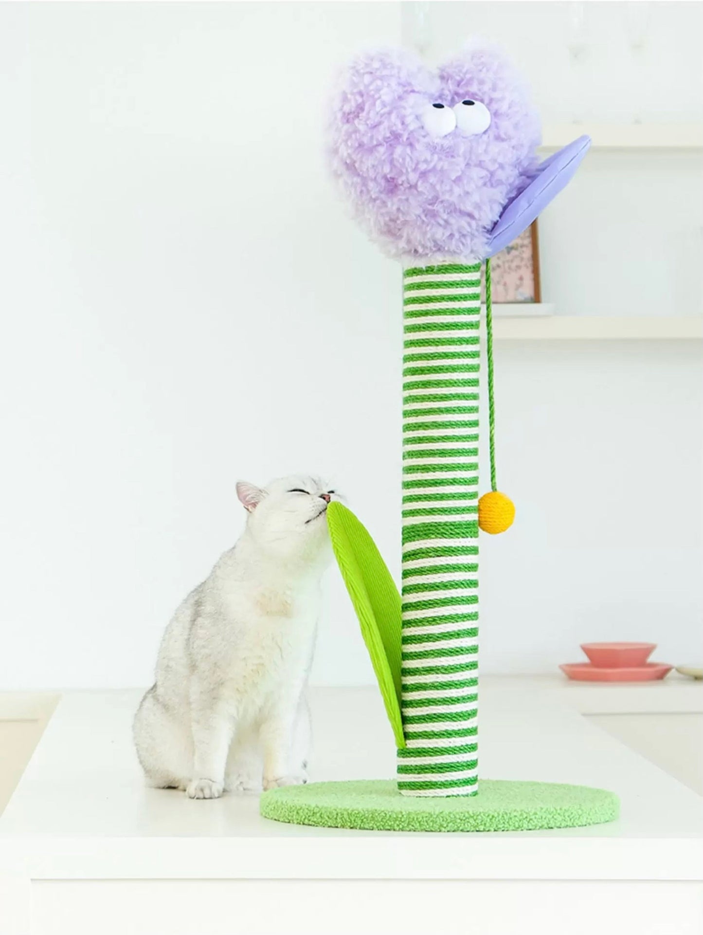 ZEZE Tulip Scratching Pillar