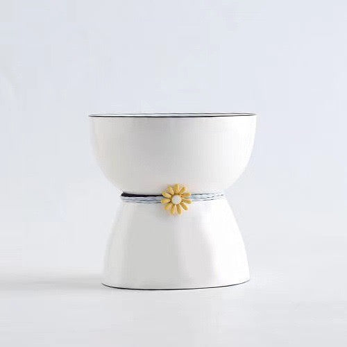 Cat Bowl with Daisy Tie