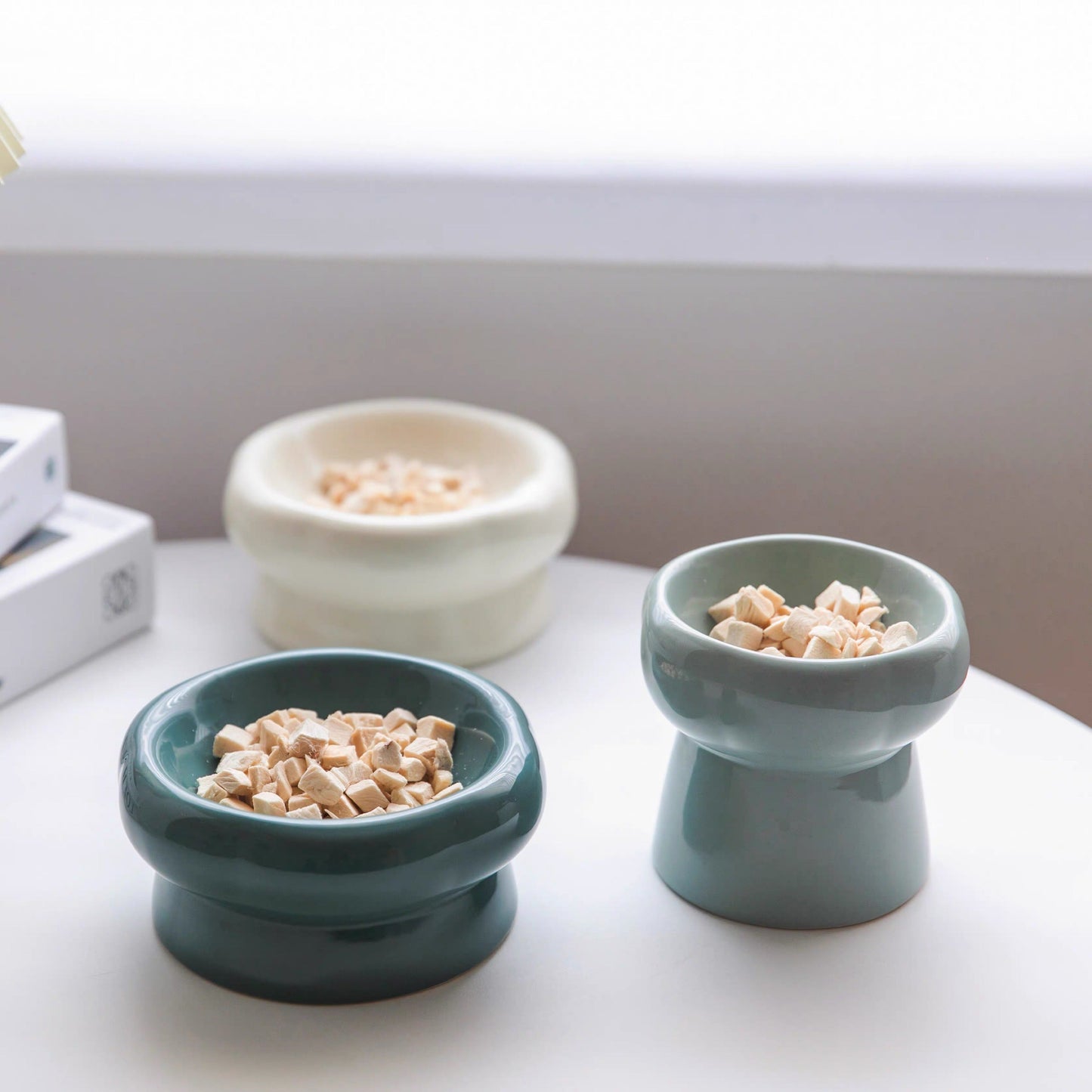 Petal Cat Bowl