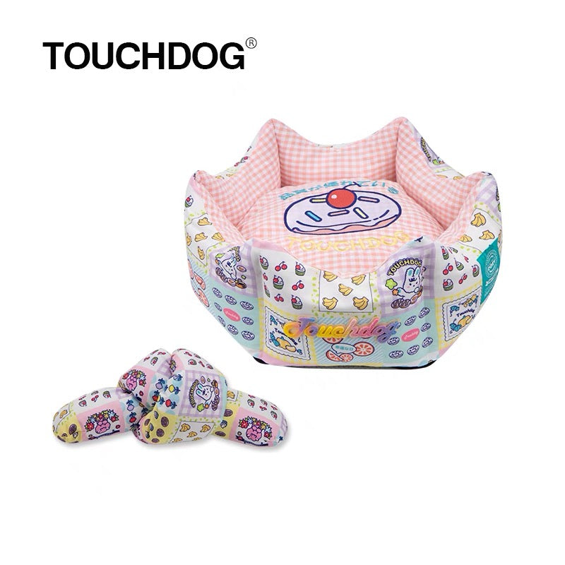 Touchdog Vanilla Crown Bed