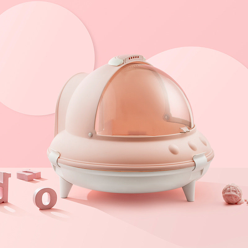 Spaceship Cat Litter Box