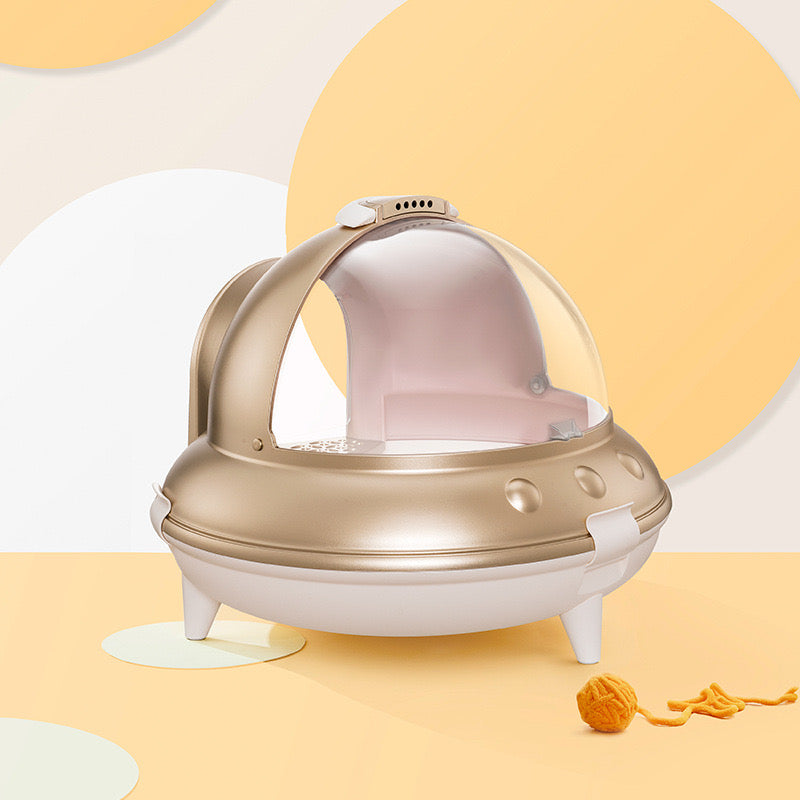 Spaceship Cat Litter Box