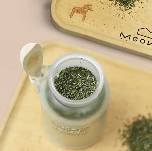 Catnip-Bottle